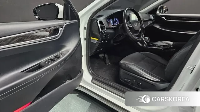 Hyundai Grandeur IG 2018 Белый из Кореи, фото 2