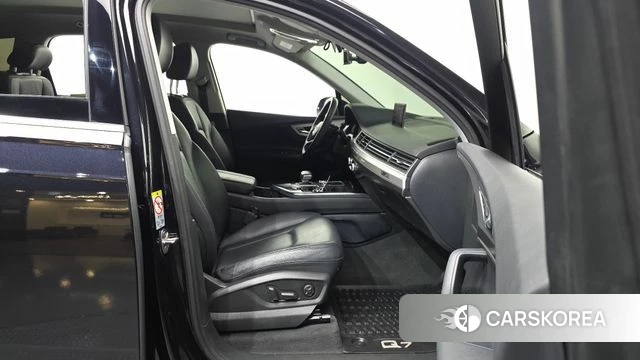 Audi Q7 (4M) 2019 Черный из Кореи, фото 2