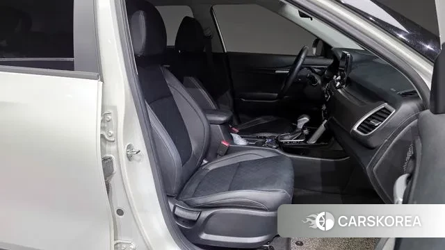 Kia Seltos 2021 Белый из Кореи, фото 2