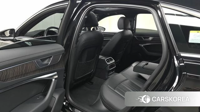 Audi A6 (C8) 2022 Черный из Кореи, фото 2