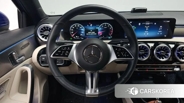 Mercedes-Benz A-Class W177 2024 Синий из Кореи, фото 2