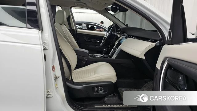 Land Rover Discovery Sports 2nd Generation 2021 Белый из Кореи, фото 2