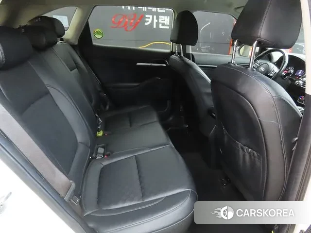 Kia Seltos 2021 Белый из Кореи, фото 2