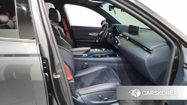 Genesis GV70 2021 Серый из Кореи, фото 2