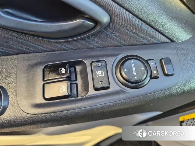 Hyundai Grand Starex 2018 Серебряный из Кореи, фото 2