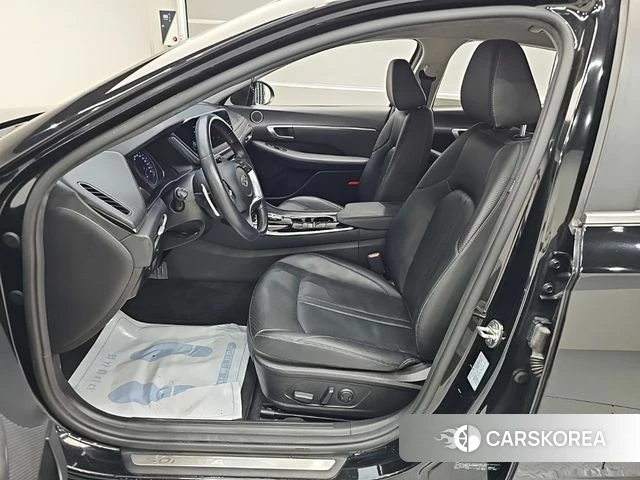 Hyundai Sonata (DN8) 2021 Черный из Кореи, фото 2