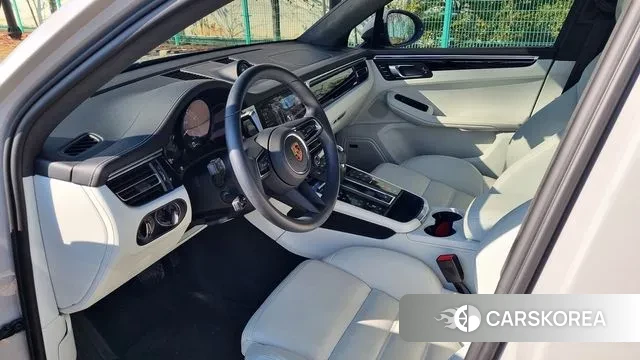 Porsche Macan 2023 Белый из Кореи, фото 2