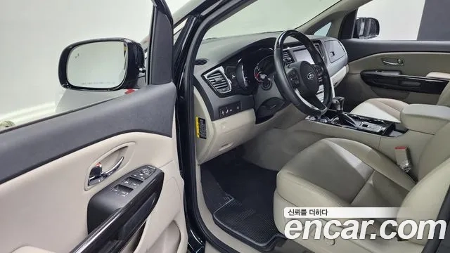 Kia The New Carnival 2020 Черный из Кореи, фото 2