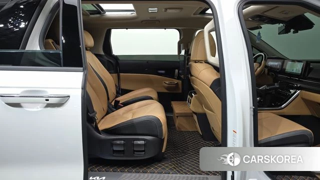 Kia Carnival 4th generation 2022 Белый из Кореи, фото 2