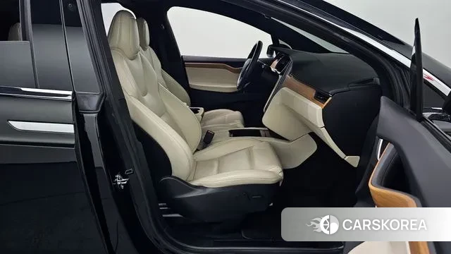 Tesla Model X 2020 Черный из Кореи, фото 2