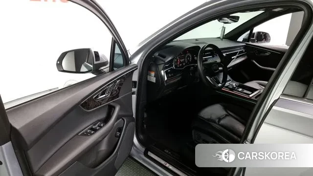 Audi Q7 (4M) id 2916001 из Кореи 2