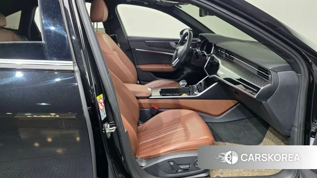 Audi A6 (C8) 2021 Черный из Кореи, фото 2