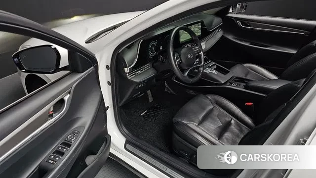 Hyundai The New Grandeur IG Hybrid 2021 Белый из Кореи, фото 2