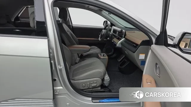 Hyundai Ionic 5 2021 Серебристо-серый из Кореи, фото 2