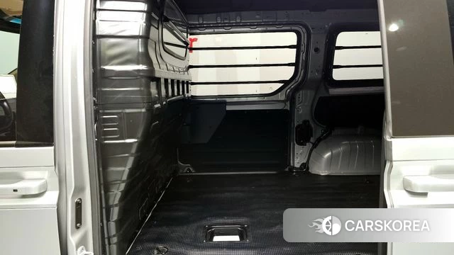 Hyundai Staria 2024 Серебряный из Кореи, фото 2