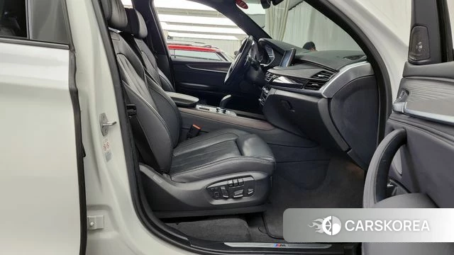 BMW X5 (F15) 2018 Белый из Кореи, фото 2