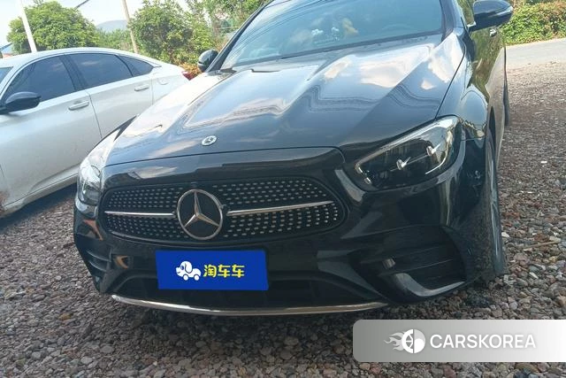 Mercedes-Benz E-class 2023 Черный из Китая, фото 2