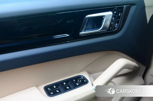 Porsche Cayenne (PO536) 2021 Синий из Кореи, фото 2