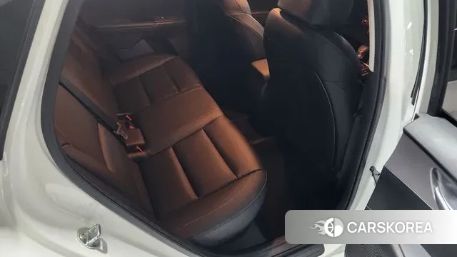 Kia The New K3 2nd generation 2021 Белый из Кореи, фото 2