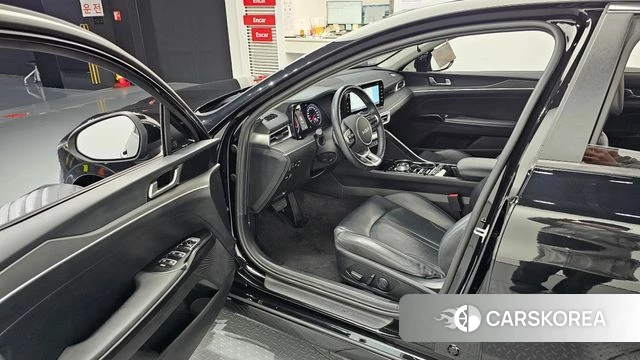 Kia K5 3rd generation 2022 Черный из Кореи, фото 2