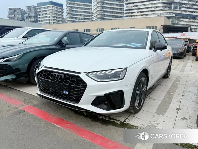 Audi A4L 2022 Белый из Китая, фото 2