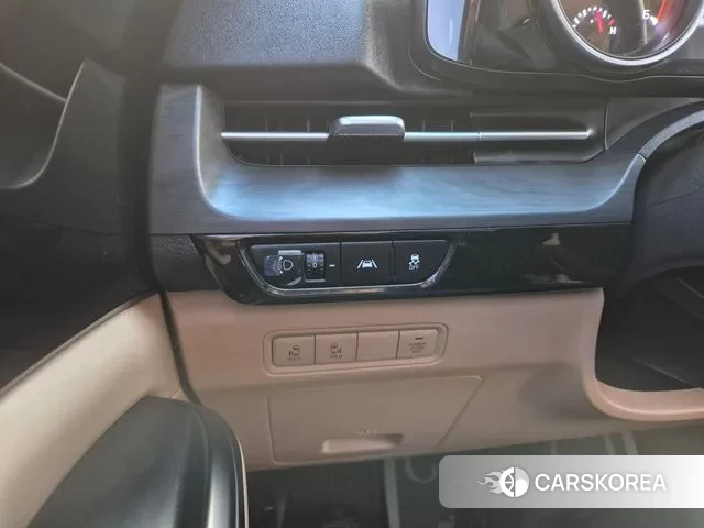 Kia Carnival 4th generation 2021 Белый из Кореи, фото 2