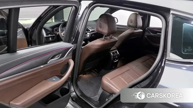 BMW X4 (G02) 2021 Черный из Кореи, фото 2