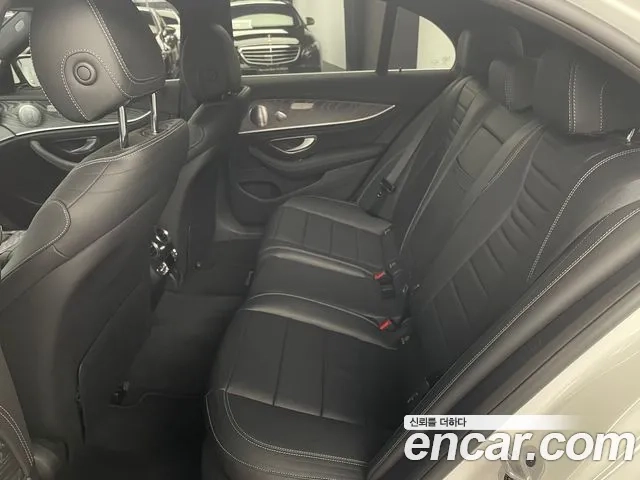 Mercedes-Benz E-Class W213 2022 Белый из Кореи, фото 2