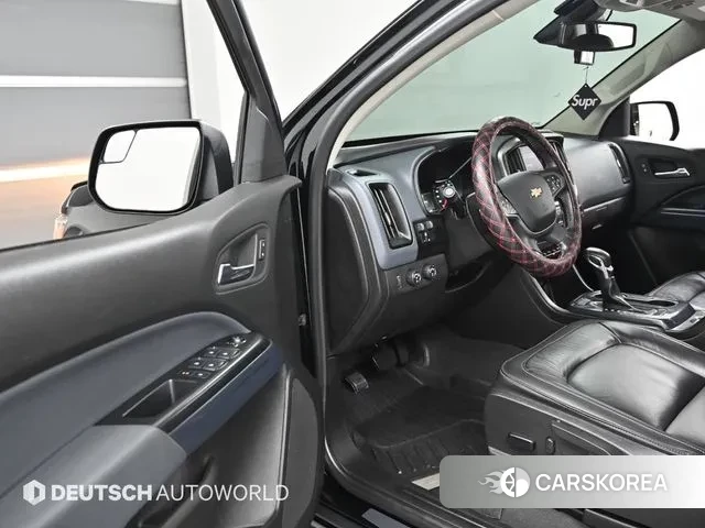 Chevrolet (GM Daewoo) Real New Colorado 2022 Черный из Кореи, фото 2