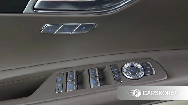 Genesis GV80 2023 Серый из Кореи, фото 2