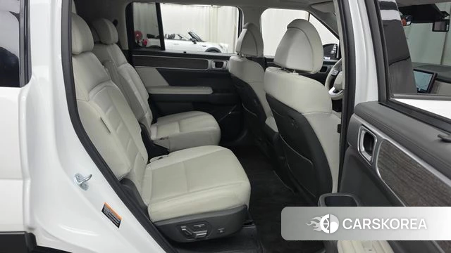 Hyundai Santa Fe (MX5) 2024 Белый из Кореи, фото 2