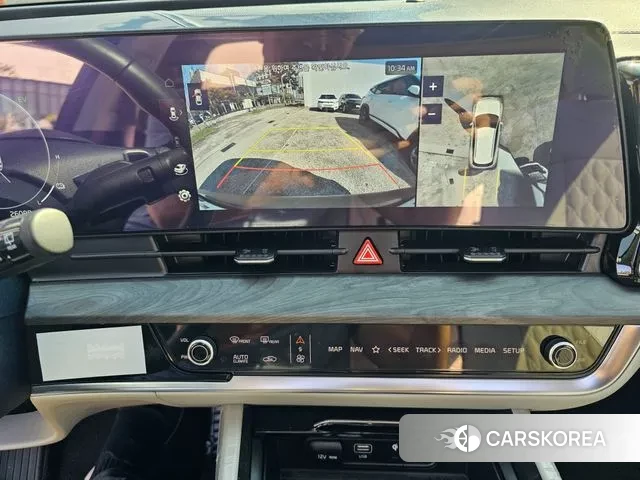 Kia Sportage 5th Generation Hybrid 2023 Белый из Кореи, фото 2