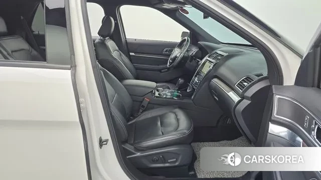 Ford Explorer 2019 Белый из Кореи, фото 2