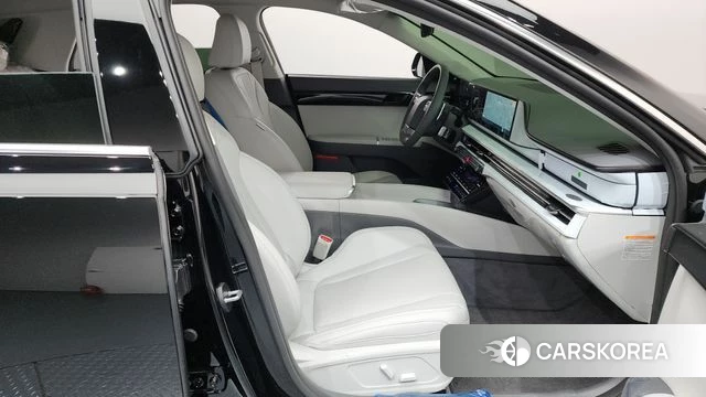 Hyundai Grandeur Hybrid (GN7) 2025 Черный из Кореи, фото 2