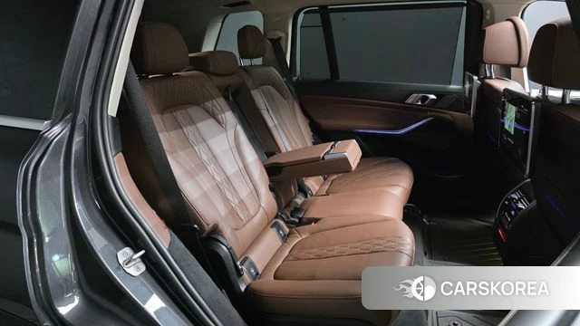BMW X7 (G07) 2022 Серый из Кореи, фото 2