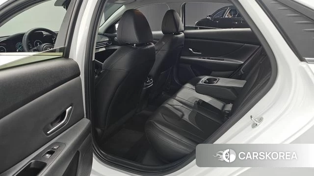 Hyundai Avante (CN7) 2021 Белый из Кореи, фото 2