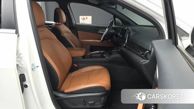 Kia Sportage 5th Generation 2023 Белый из Кореи, фото 2