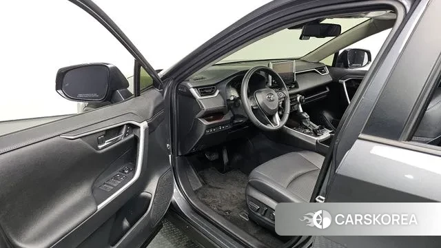 Toyota RAV4 5th Generation 2023 Серый из Кореи, фото 2