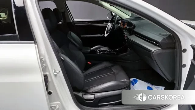 Kia The New K5 3rd generation 2024 Белый из Кореи, фото 2