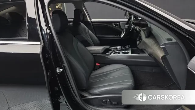 Kia K8 2022 Черный из Кореи, фото 2