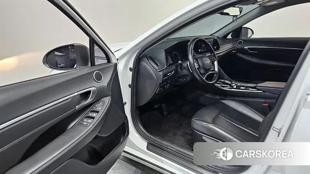 Hyundai Sonata (DN8) 2022 Белый из Кореи, фото 2