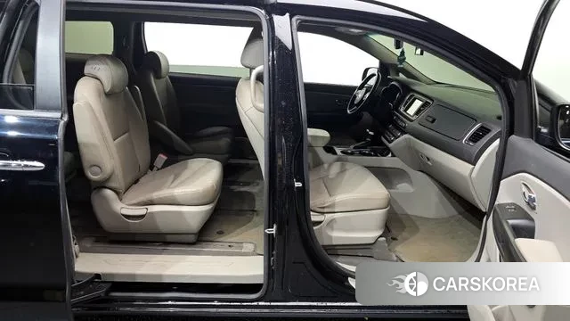 Kia The New Carnival 2020 Черный из Кореи, фото 2