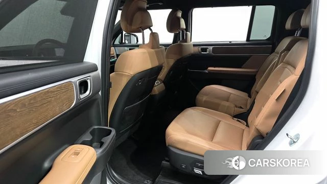 Hyundai Santa Fe (MX5) 2024 Белый из Кореи, фото 2