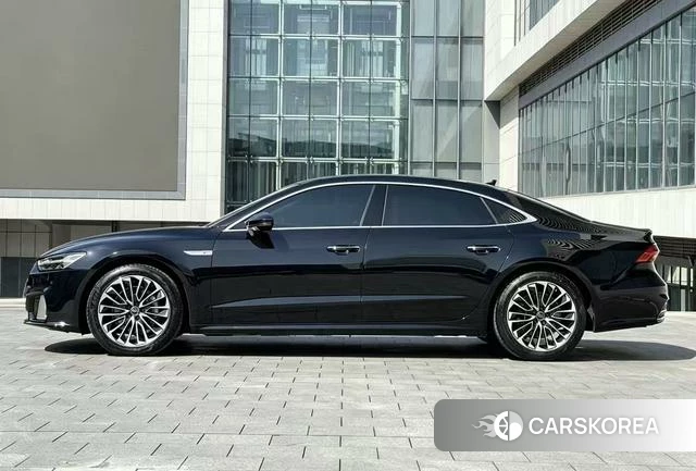 Audi A7L 2024 Черный из Китая, фото 2