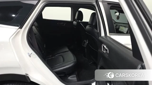 Kia Sportage 5th Generation 2022 Белый из Кореи, фото 2