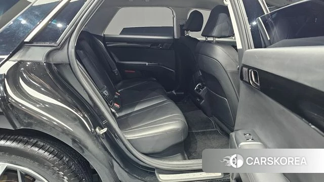 Hyundai Grandeur Hybrid (GN7) 2023 Черный из Кореи, фото 2