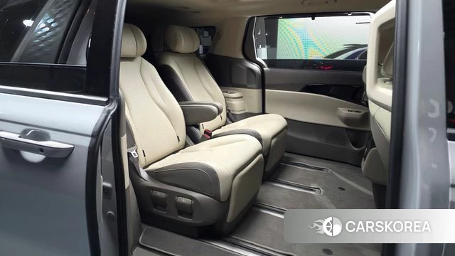 Kia The New Carnival 4th Generation 2023 Серый из Кореи, фото 2