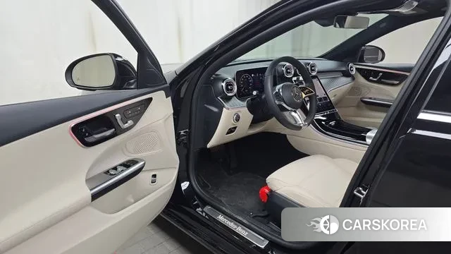 Mercedes-Benz C-Class W206 2025 Черный из Кореи, фото 2