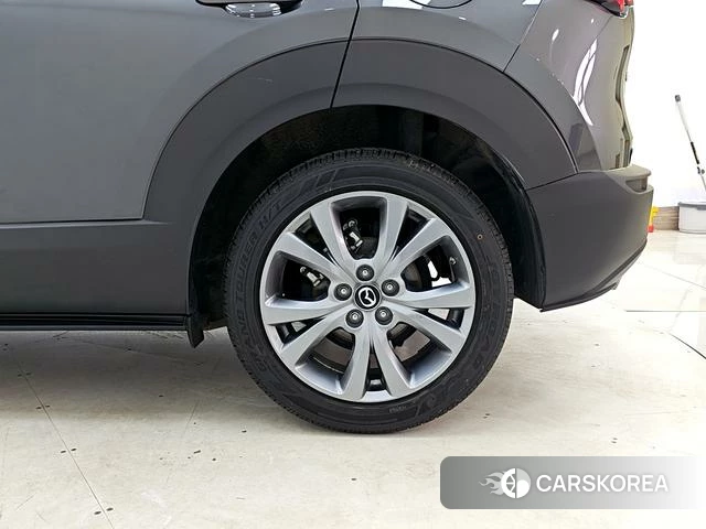 Mazda CX-30 2022 Темно-серый из Китая, фото 2