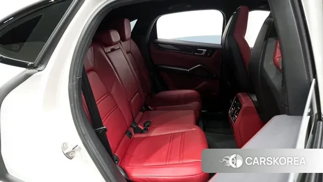 Porsche Cayenne (PO536) 2022 Серебряный из Кореи, фото 2